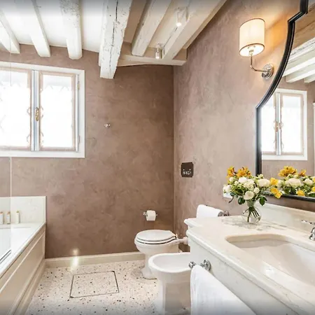 Ferienhaus 5bdr In *
